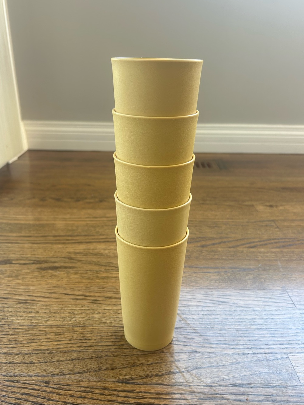 5 Vintage Tupperware Tumblers Cups Glasses Plastic Tupper Ware Storage